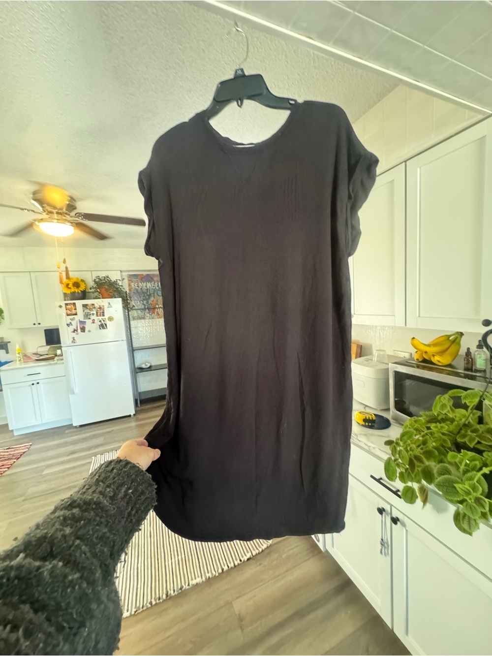 Simple Black Short-Sleeve Shift Dress oversized Large - Picture 3 of 9